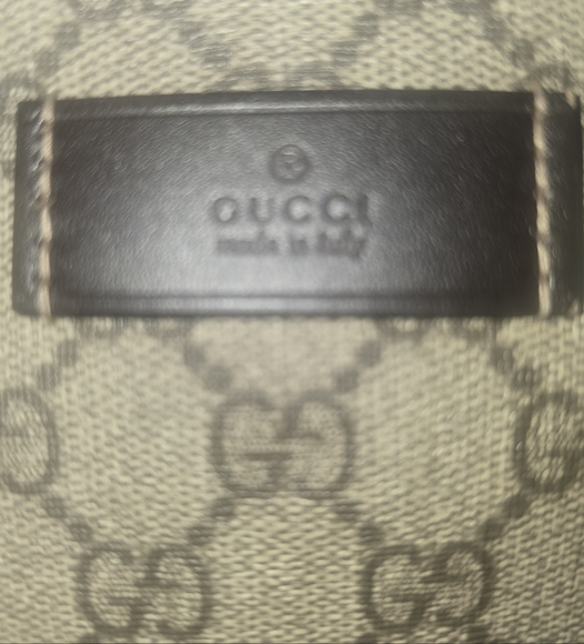 Gucci Beige and Dark Brown Signature Tote - Picture 2 of 14